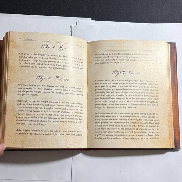 The Secret By Rhonda Byrne Hardcover Book with Dust Jacket - Picture 10 of 11